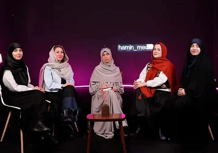 دورهمی ویژه روز دختر: "رِل یا ازدواج؟!"