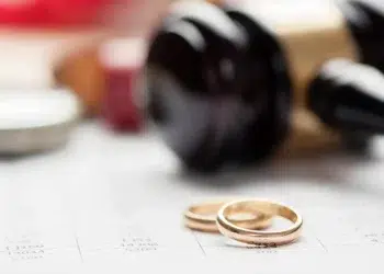 ترس از شکست در ازدواج: موانع، پیامدها و راه‌های غلبه بر آن